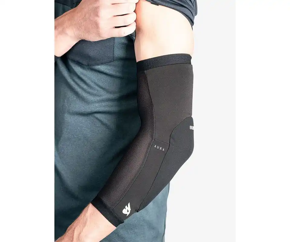 Cenově Výhodný Bluegrass chránič loktů Aura Elbow, Black