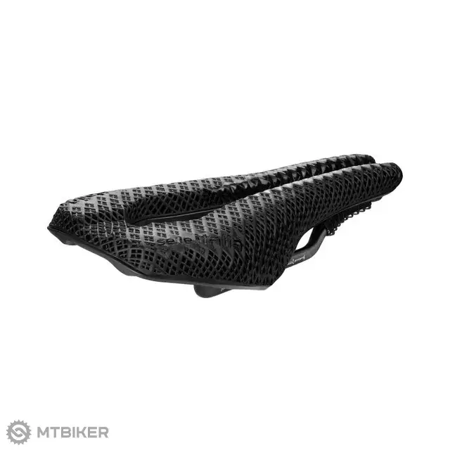 Selle Italia WATT 3D Kit Carbonio Superflow U3 sedlo, 133 mm Top Prodej