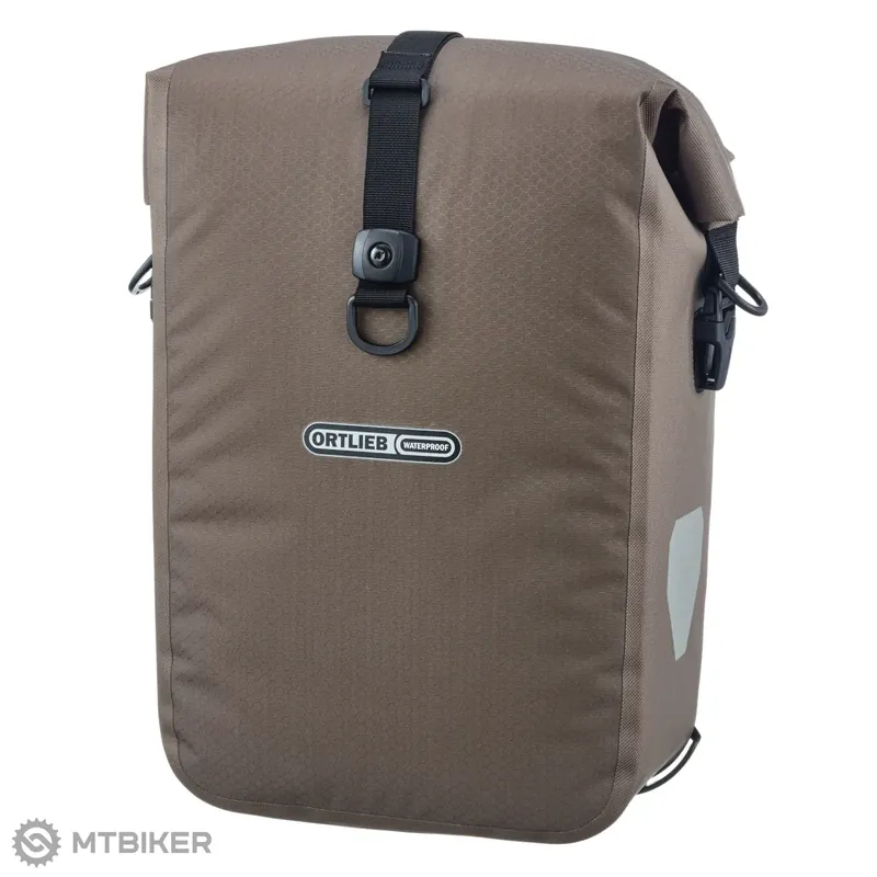 Objednat Nyní ORTLEB Gravel-Pack Single taška na nosič, 14.5 l, dark sand