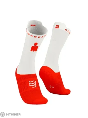 COMPRESSPORT Pro Racing v4.0 Bike Ironman 2026 ponožky, white/neon red Omezená Nabídka