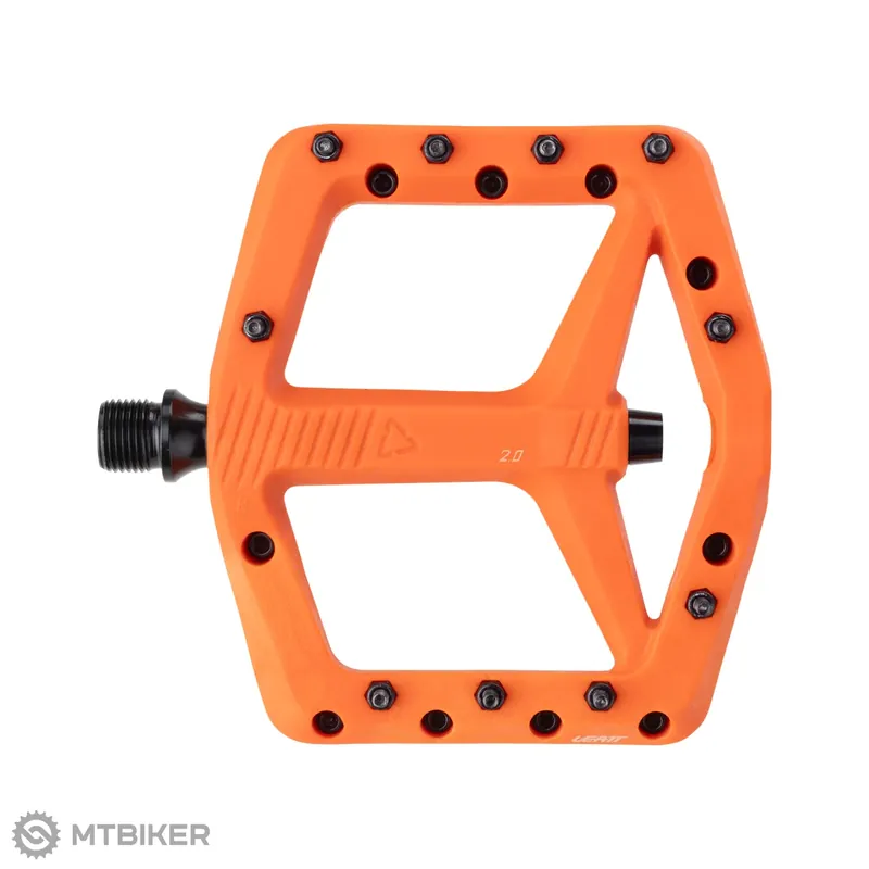 Leatt Composite AllMtn 2.0 Flat Wide platformové pedály, oranžová Must-Have