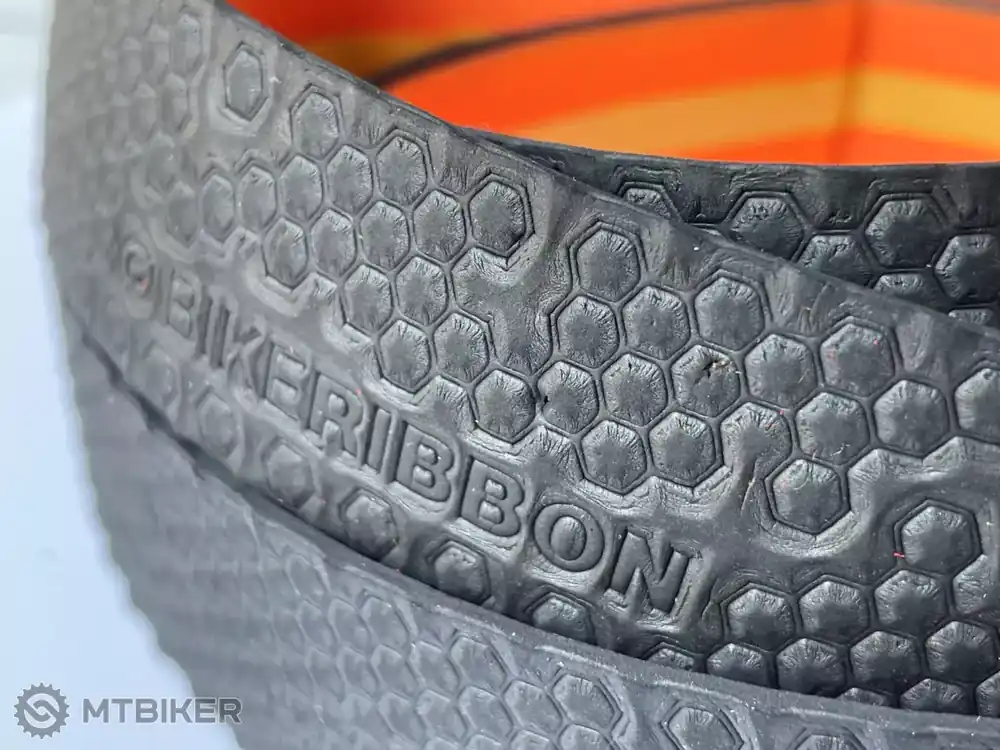 Akční Nabídka BikeRibbon Gravel Plus omotávka, 4 mm, černá
