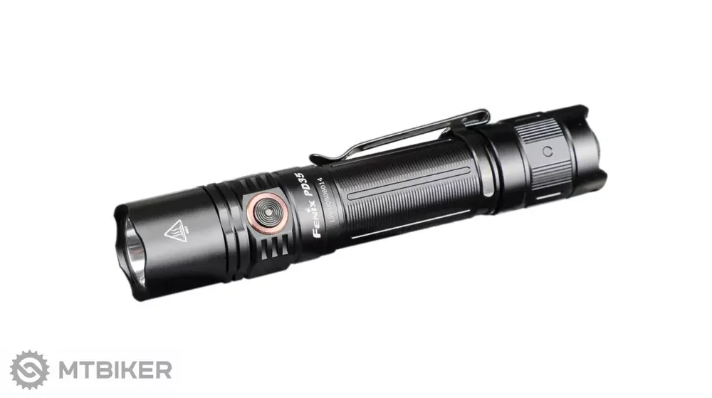Fenix PD35 V3.0 LED svítilna Hit Sezóny