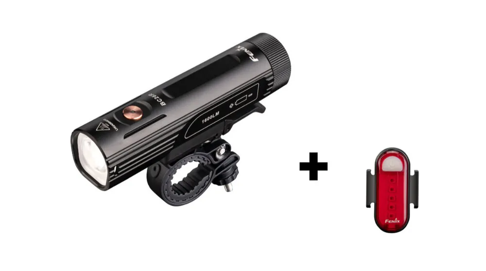 Omezená Nabídka Sada cyklosvítilny Fenix BC26R a blikačky BC05R V2.0