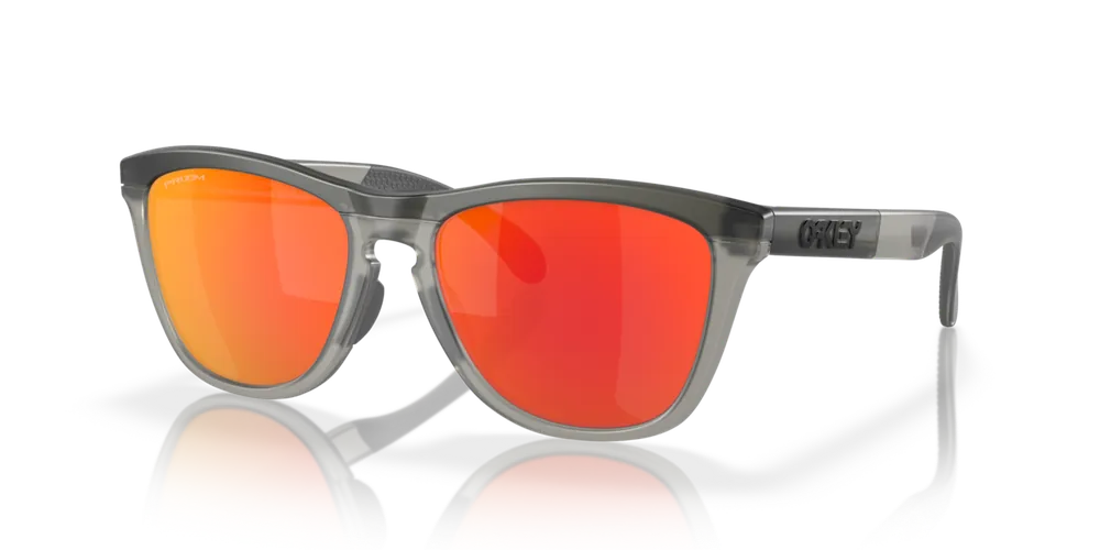 Oakley Sluneční brýle FROGSKINS RANGE s rámem Matte Grey Smoke/Grey Ink a s diapozitivy Prizm Ruby 55 Tovární Cena