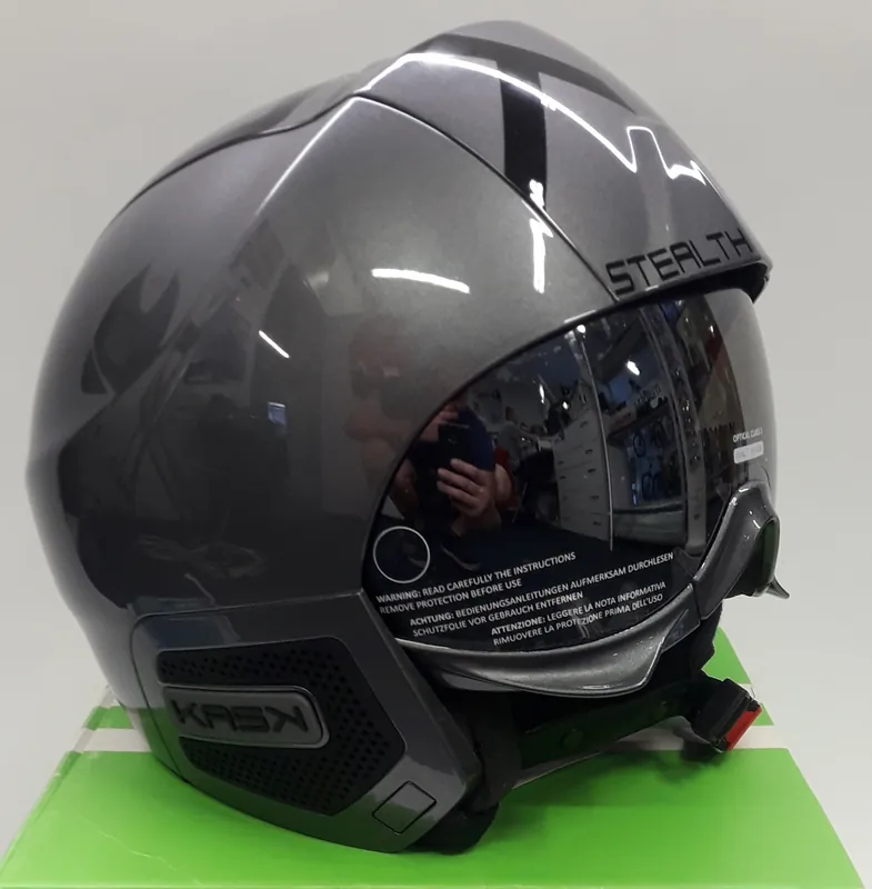 Lyžařská helma se štítem Kask Stealth Shine anthracite (VADA!!! viz popis) Horká Nabídka