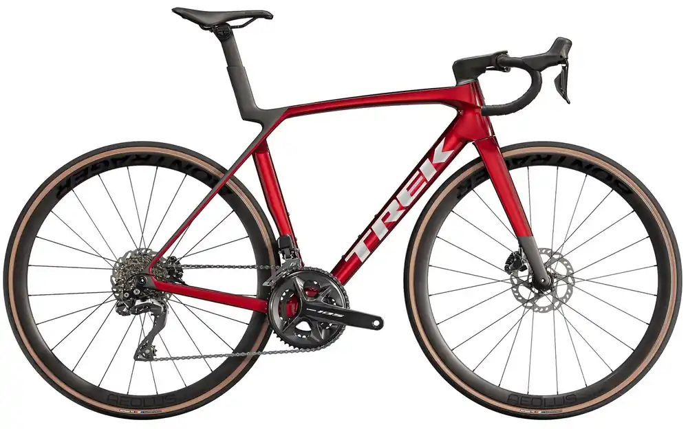 Cenový Hit Silniční kolo Madone SL 6 Gen 8 Crimson