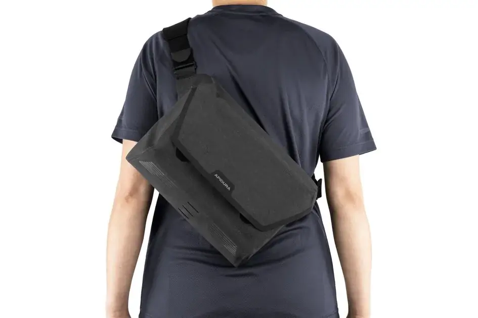 Akční Nabídka Brašna Apidura City Messenger 11"